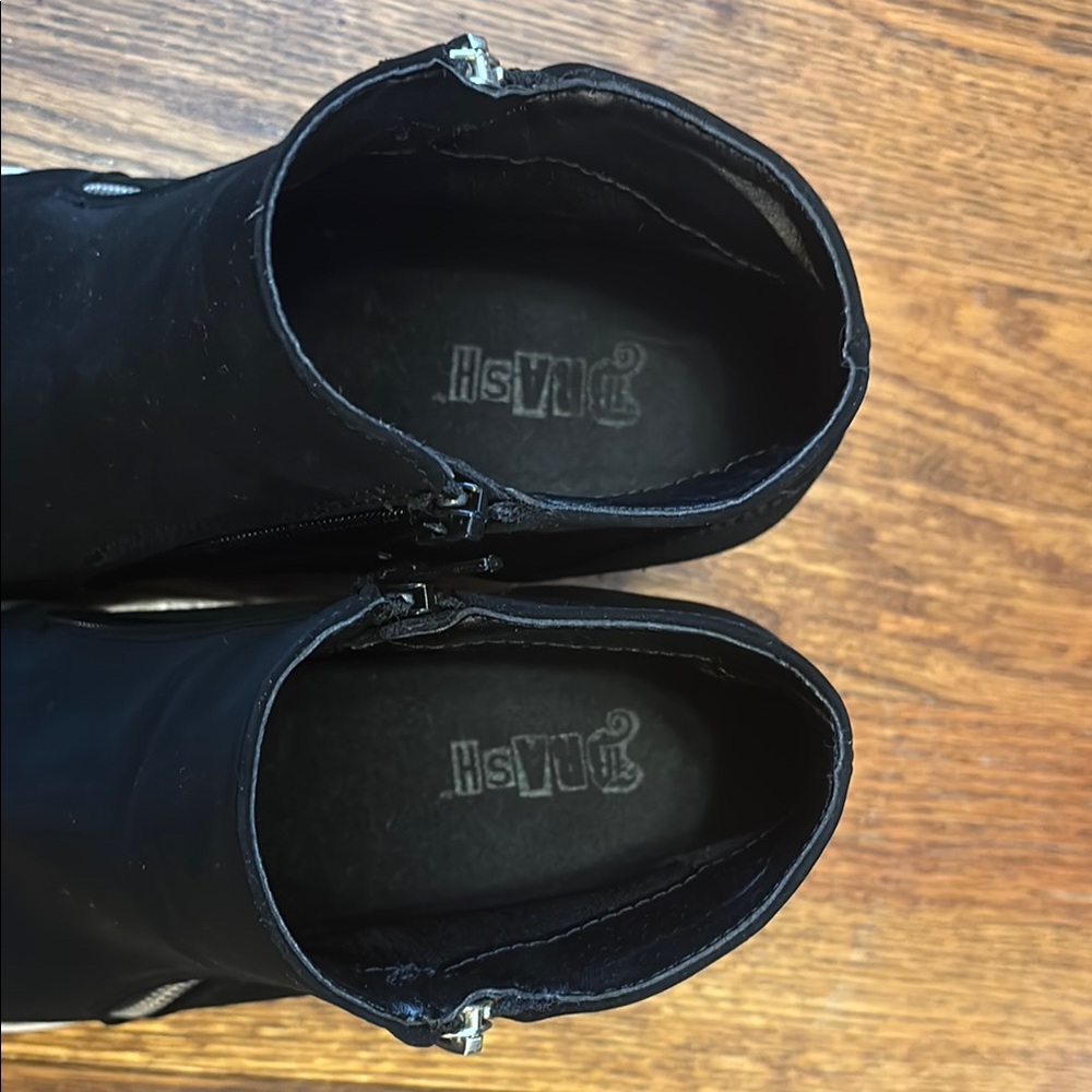 Black Wedge Sneakers - Picture 8 of 8